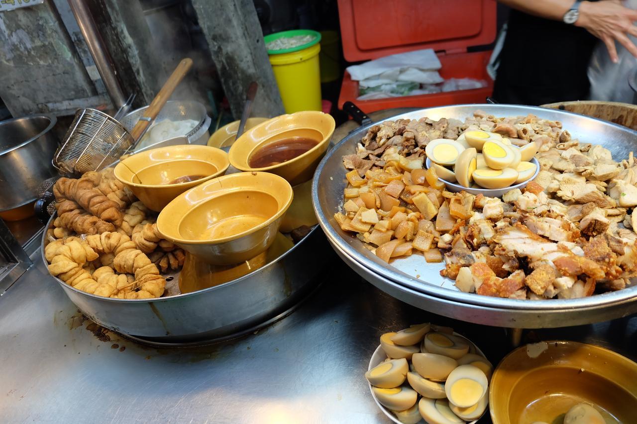Hostel Baan Paan Sook Unitato Bangkok Zewnętrze zdjęcie