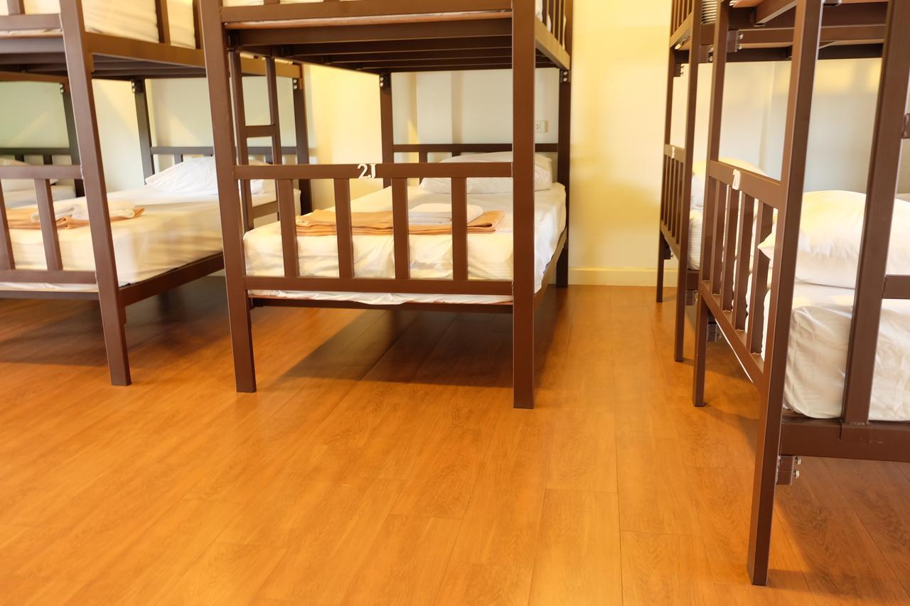 Hostel Baan Paan Sook Unitato Bangkok Zewnętrze zdjęcie