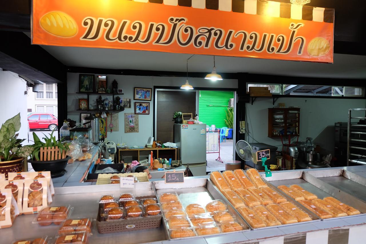 Hostel Baan Paan Sook Unitato Bangkok Zewnętrze zdjęcie