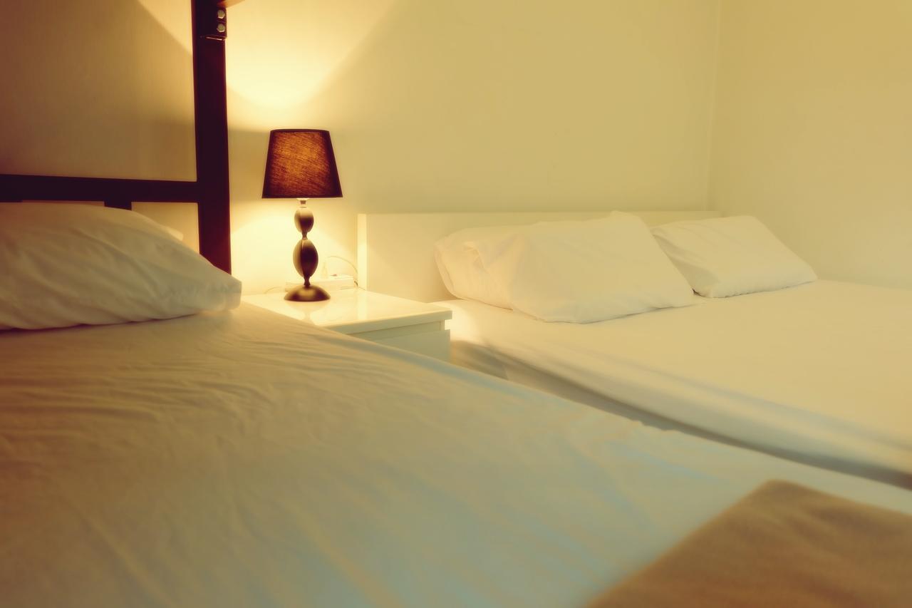 Hostel Baan Paan Sook Unitato Bangkok Zewnętrze zdjęcie