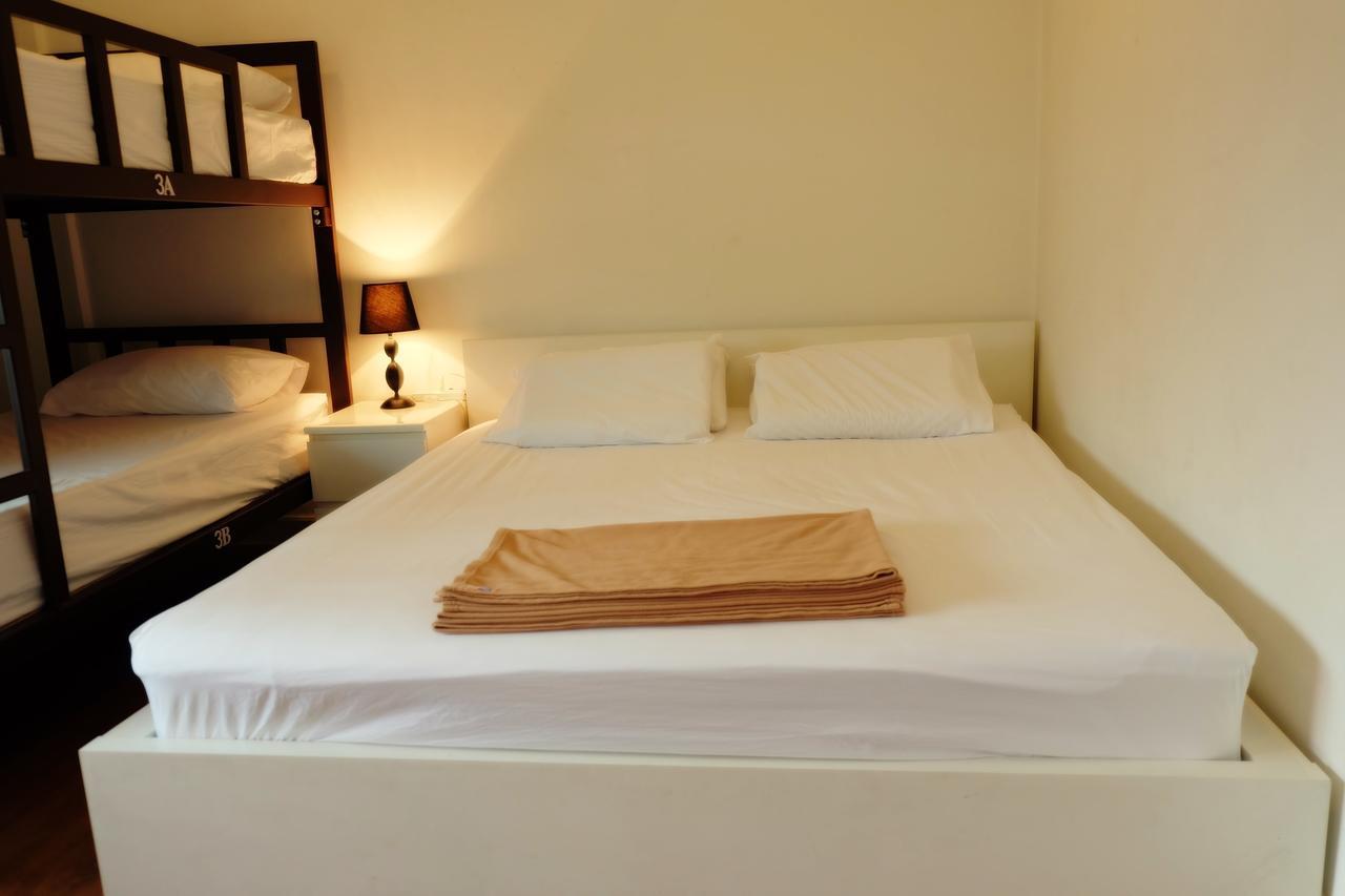 Hostel Baan Paan Sook Unitato Bangkok Zewnętrze zdjęcie
