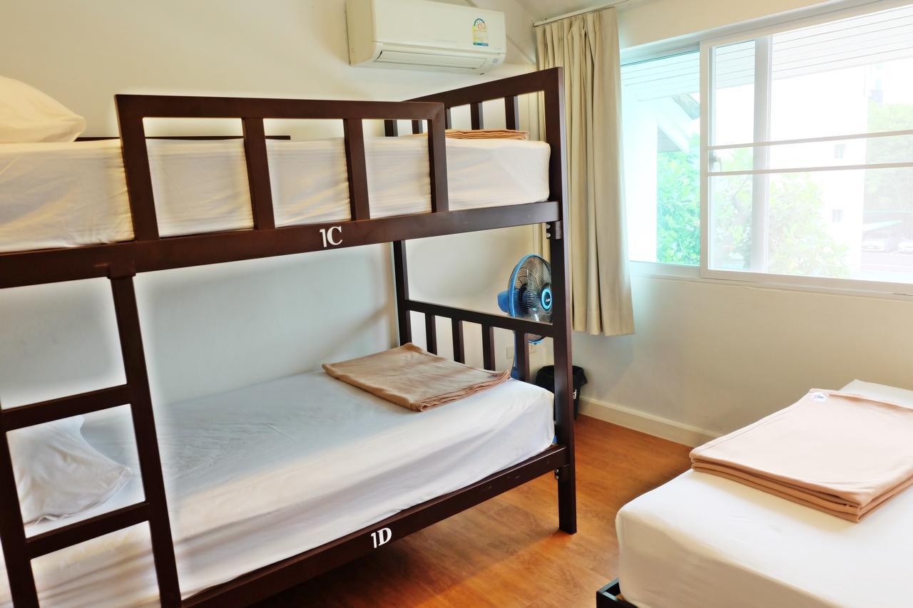 Hostel Baan Paan Sook Unitato Bangkok Zewnętrze zdjęcie