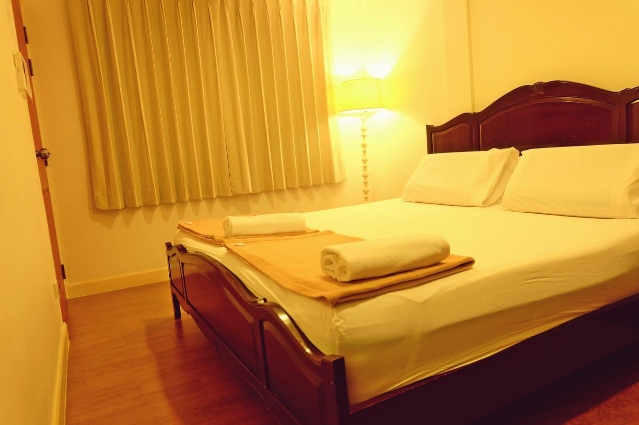 Hostel Baan Paan Sook Unitato Bangkok Zewnętrze zdjęcie