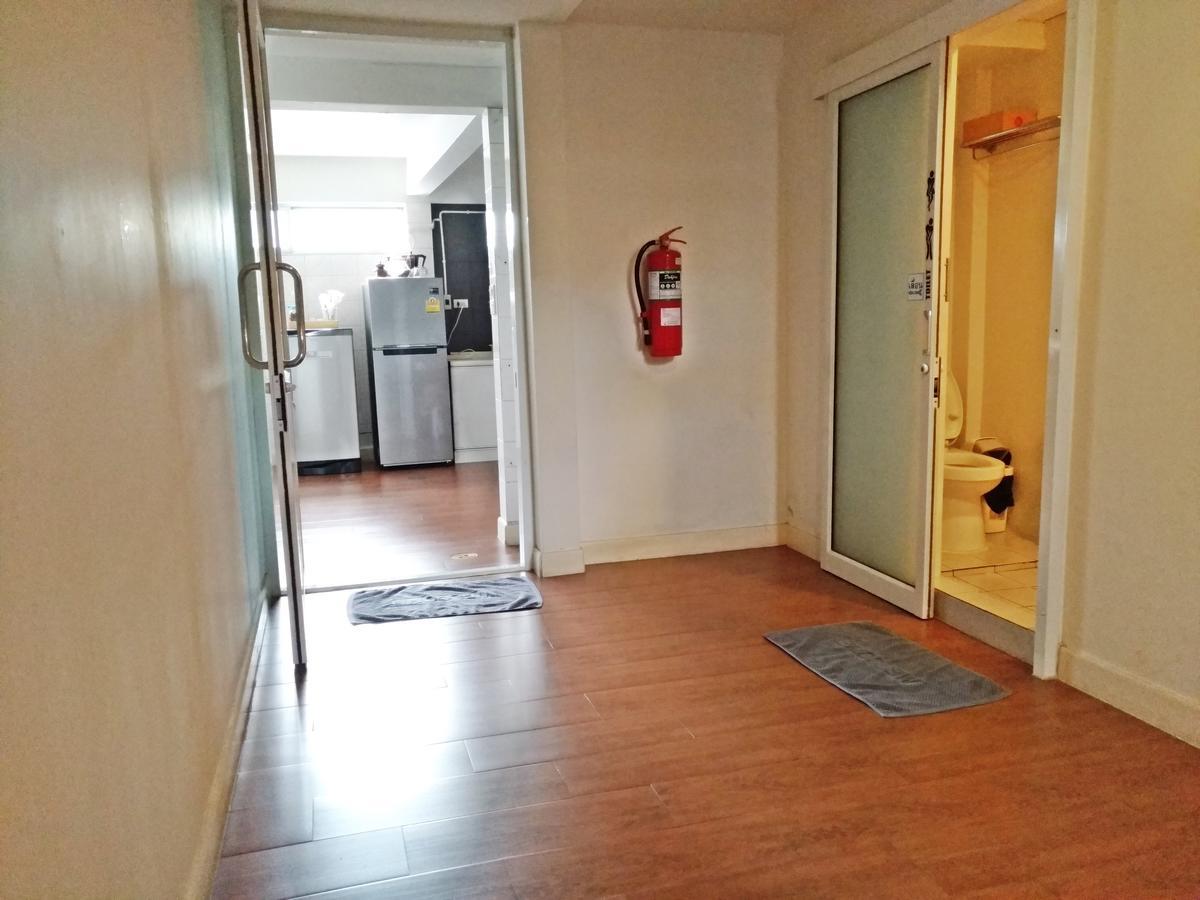 Hostel Baan Paan Sook Unitato Bangkok Zewnętrze zdjęcie